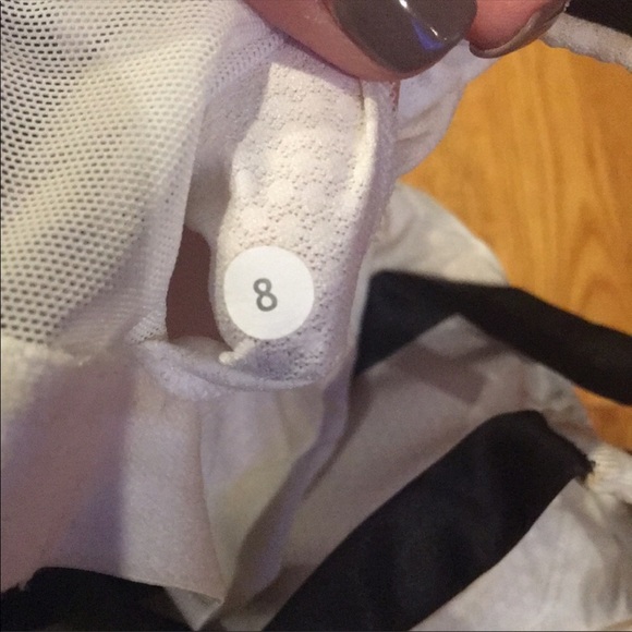 Lululemon Practice Daily tank - Picture 4 of 4